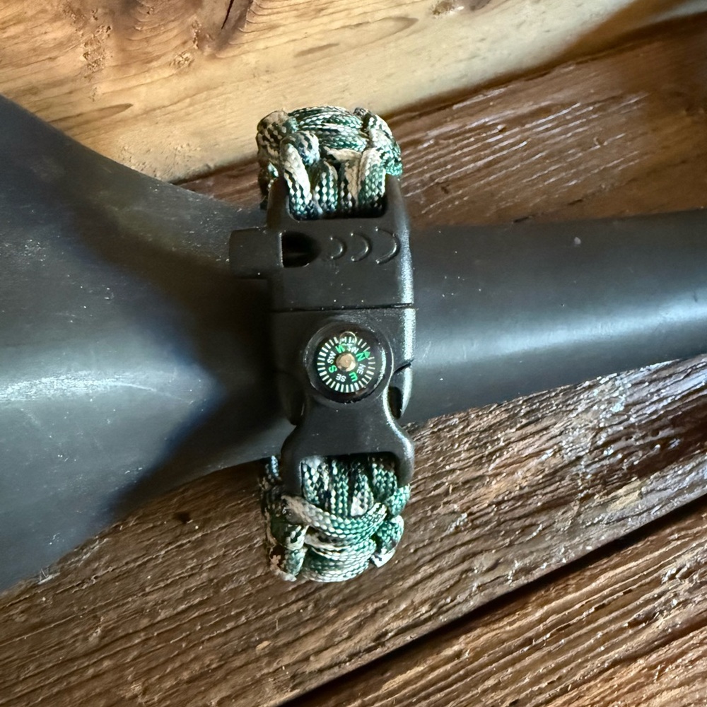 Guardian Paracord Survival Bracelet (Deceit)